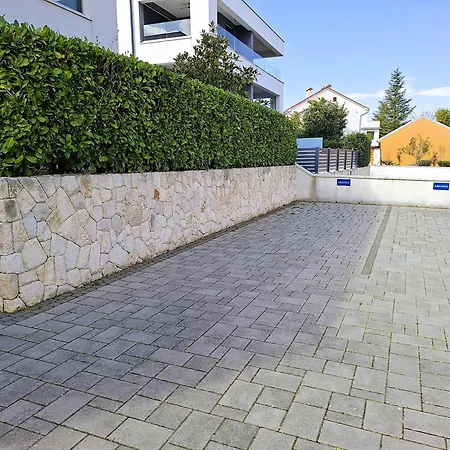 Διαμέρισμα Luxury Aronia *