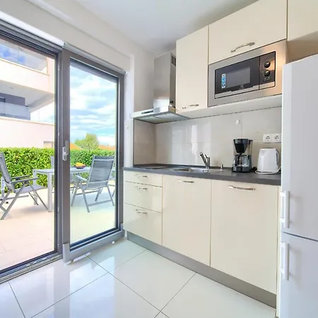Apartment Luxury Aronia *