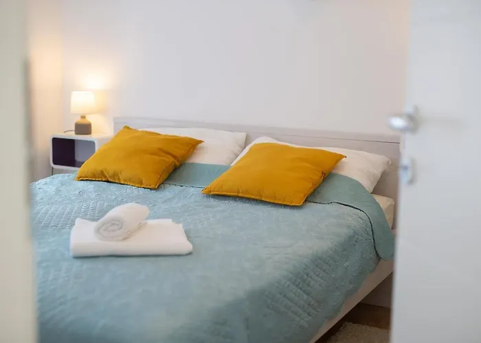 Luxury Aronia Apartament *