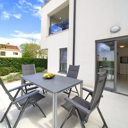 Apartment Luxury Aronia Vantacici